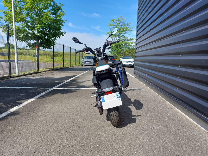 BMW C