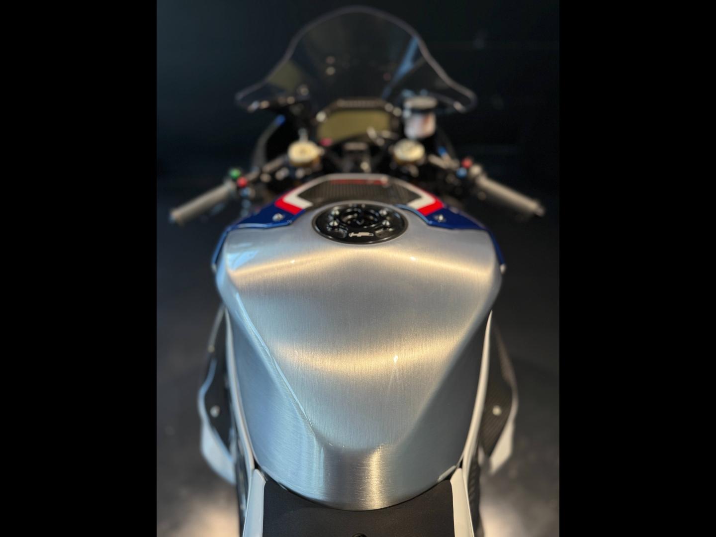 BMW HP4 Race
