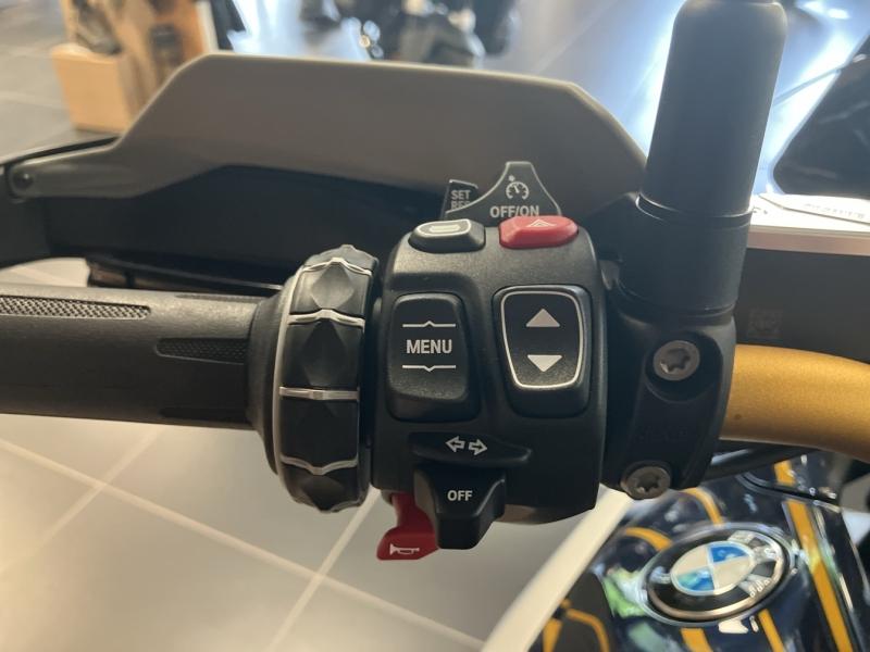 BMW R