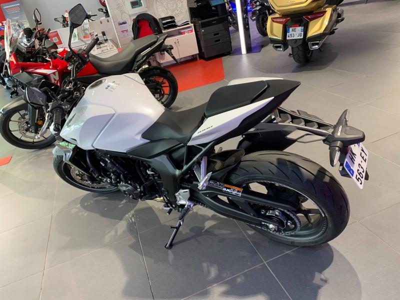 HONDA CB