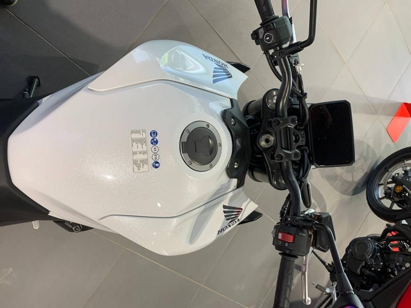 HONDA CB