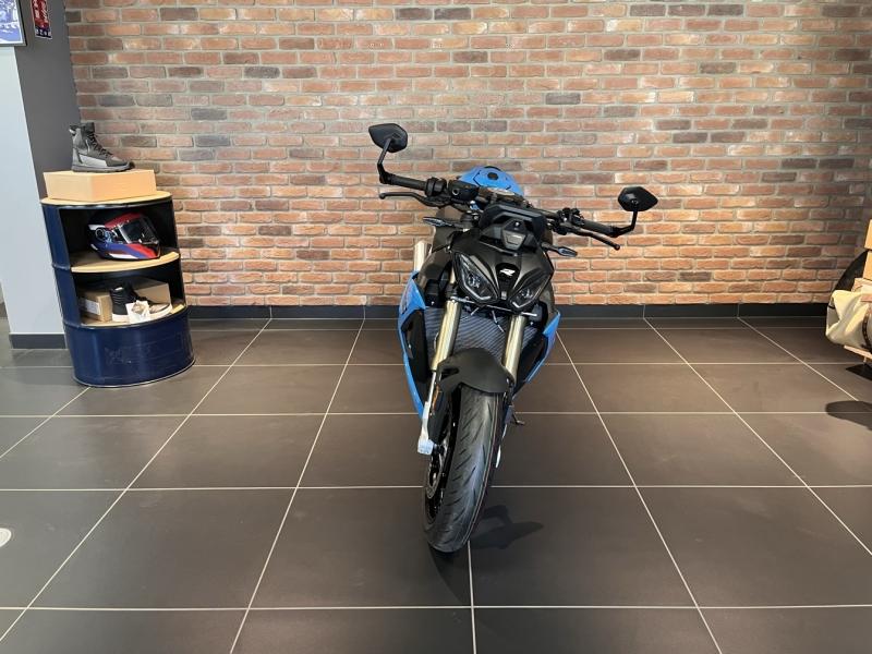 BMW S