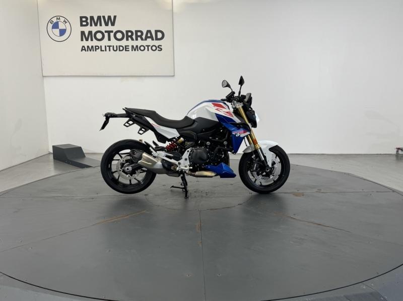 BMW F