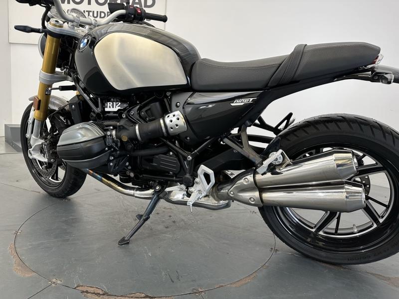 BMW R