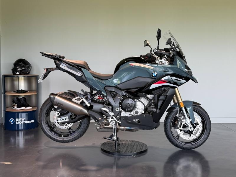 BMW S