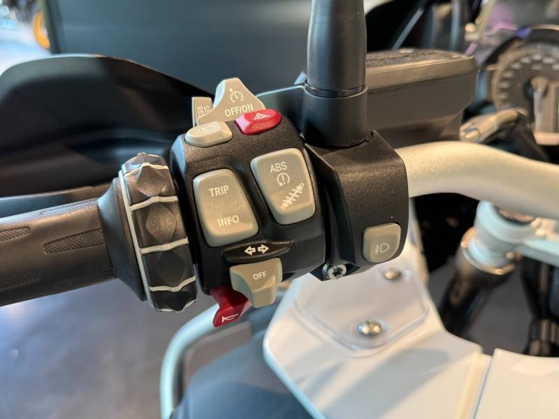BMW R