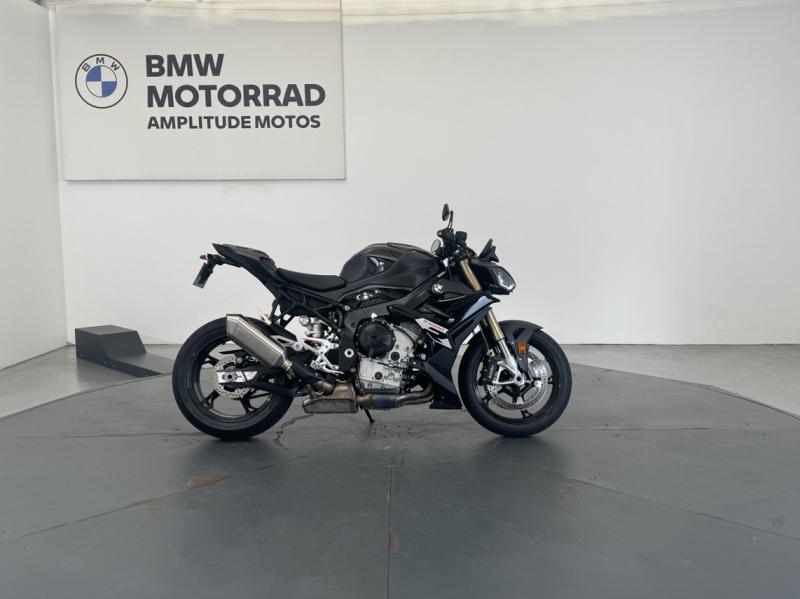 BMW S