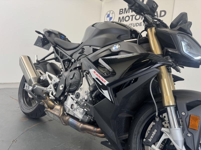 BMW S