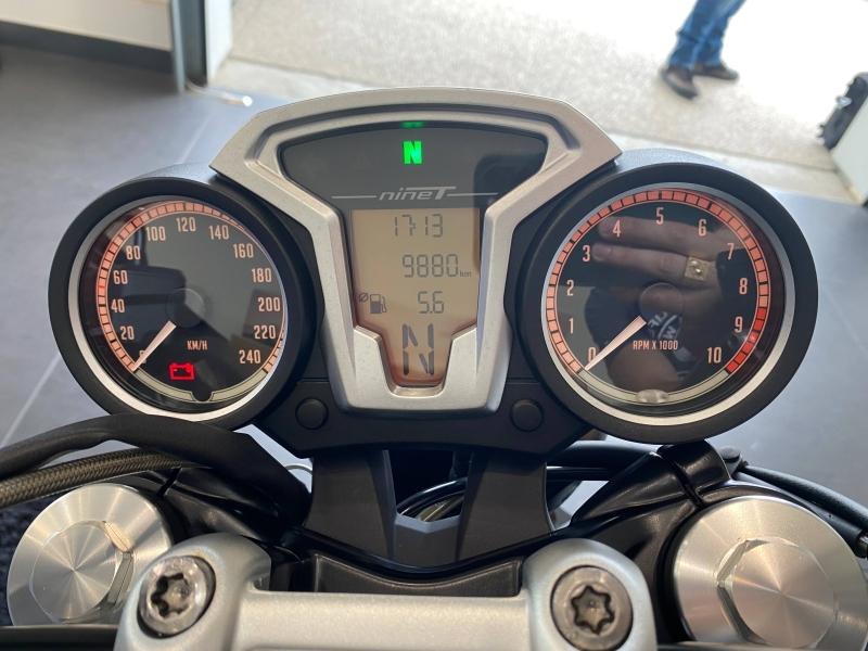 BMW R