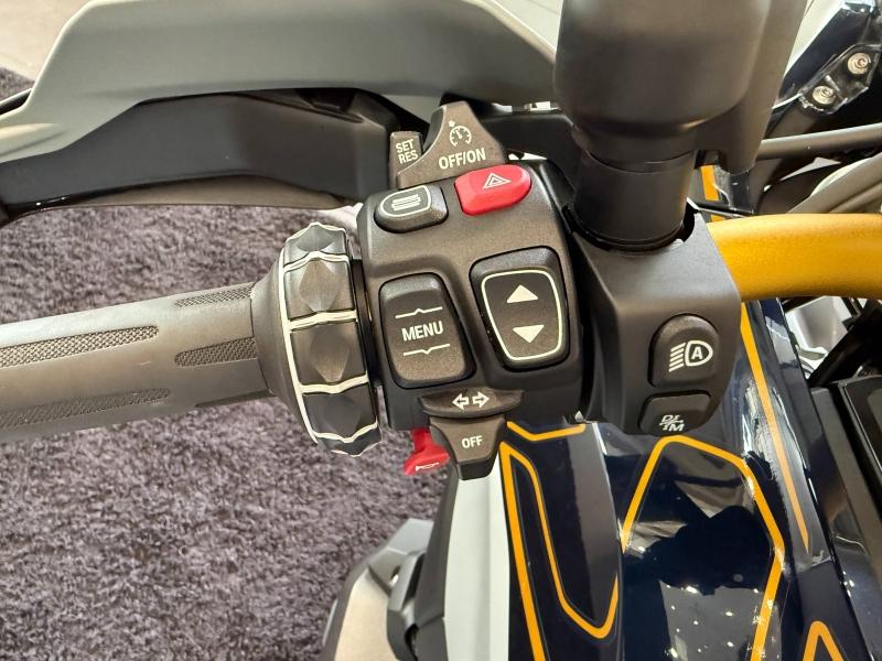 BMW R