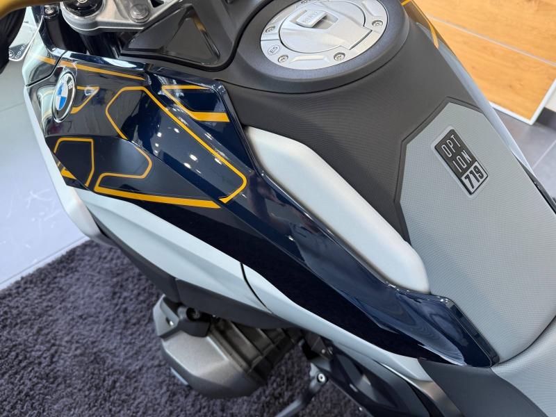 BMW R