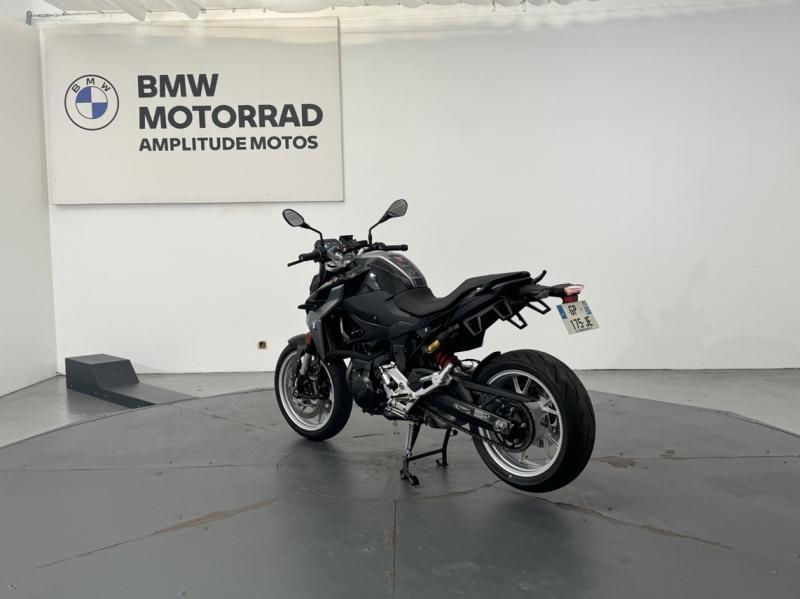 BMW F