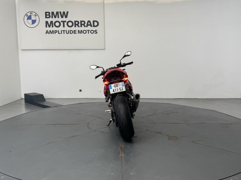 BMW S