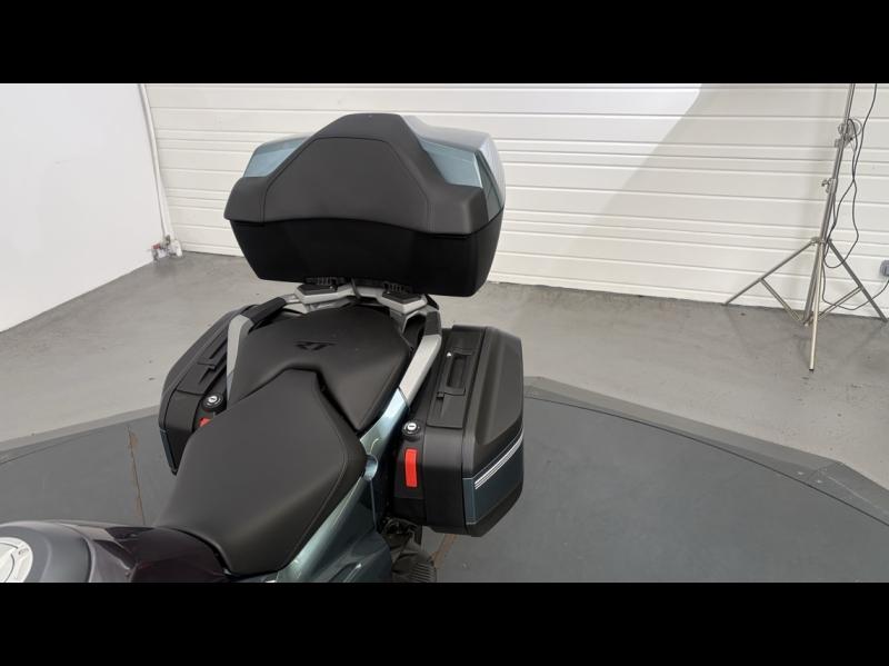 BMW R