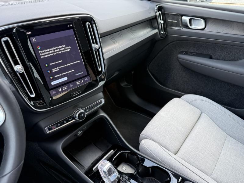 VOLVO C40