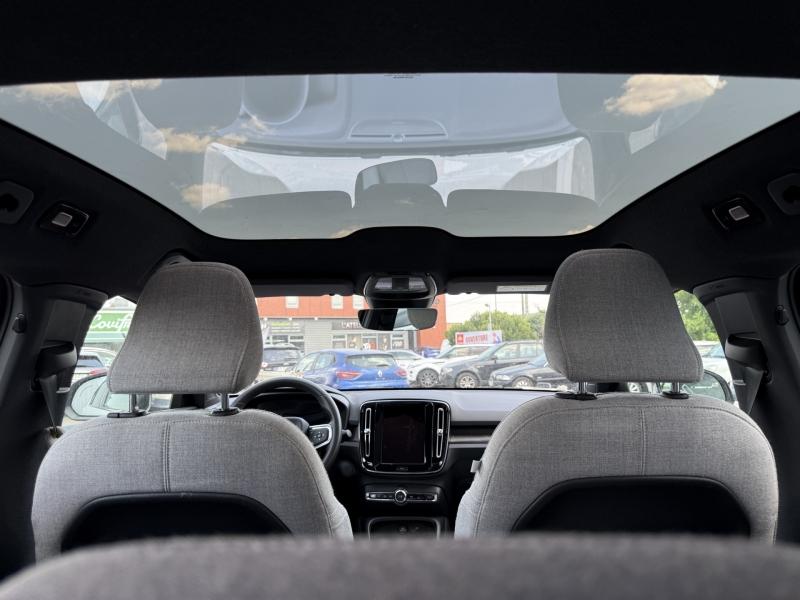 VOLVO C40