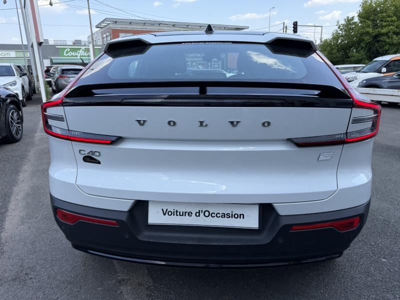 VOLVO C40
