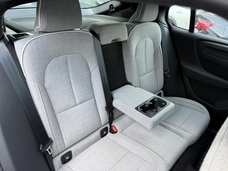VOLVO C40