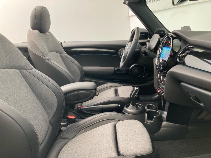 MINI Cabrio