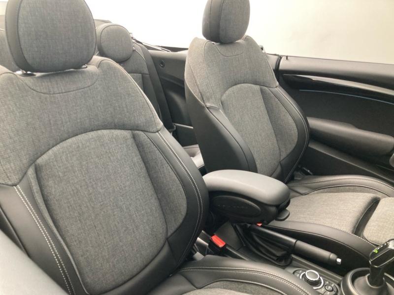 MINI Cabrio