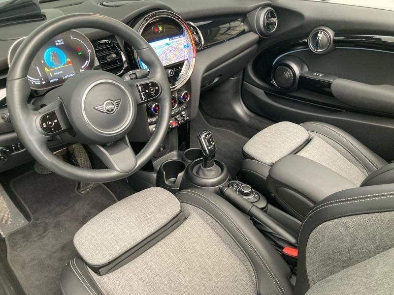 MINI Cabrio