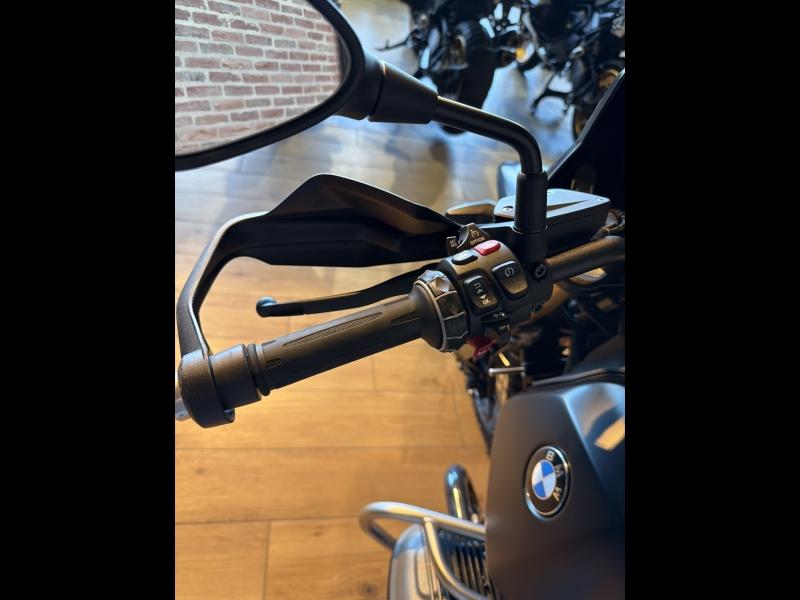 BMW R