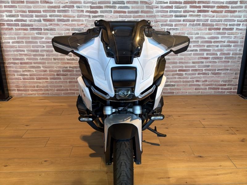 BMW R
