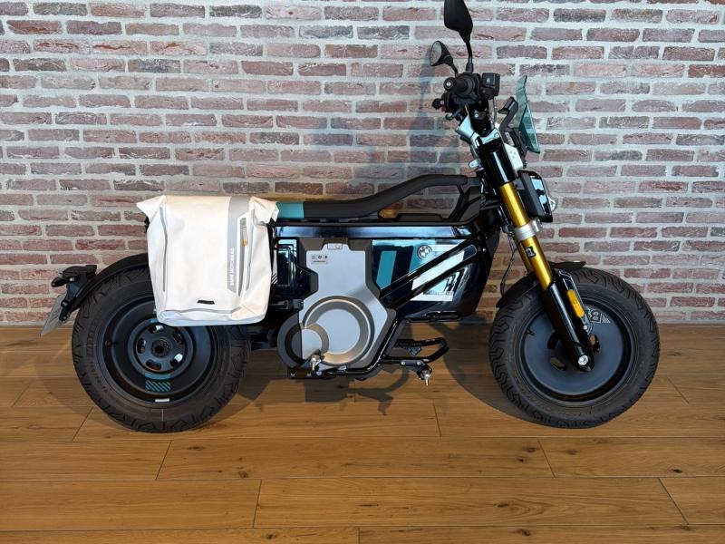 BMW C