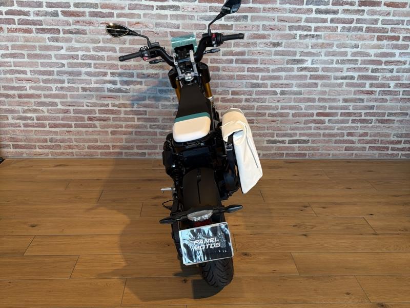 BMW C