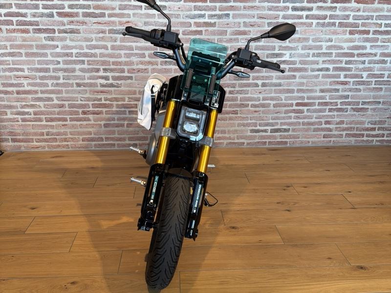 BMW C
