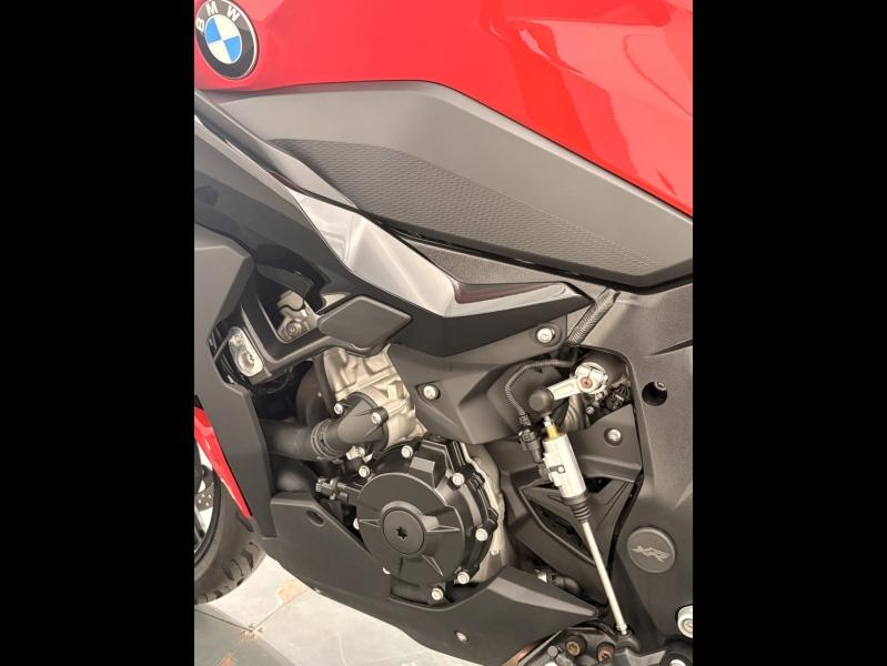 BMW S