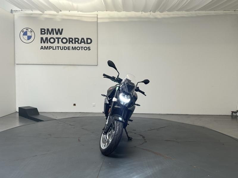 BMW F