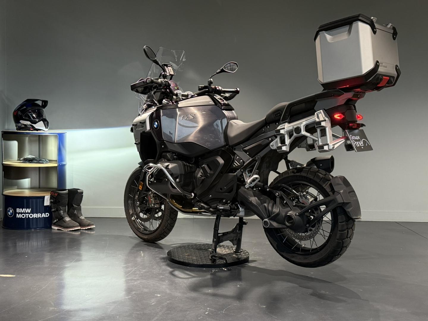 BMW R