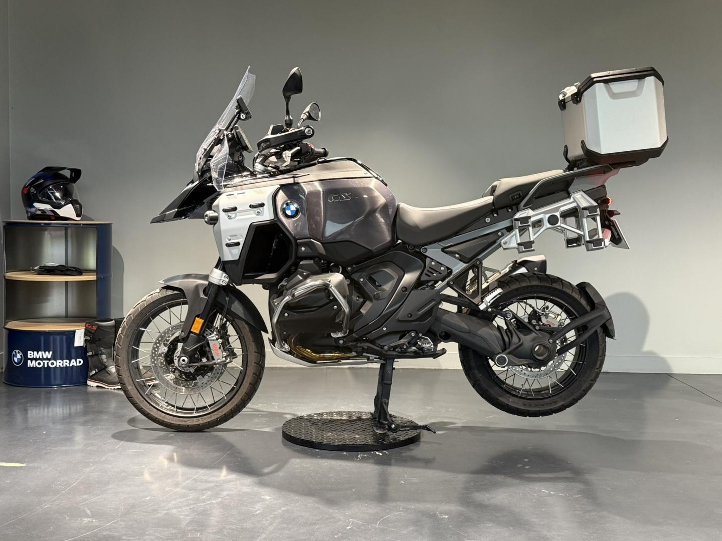 BMW R