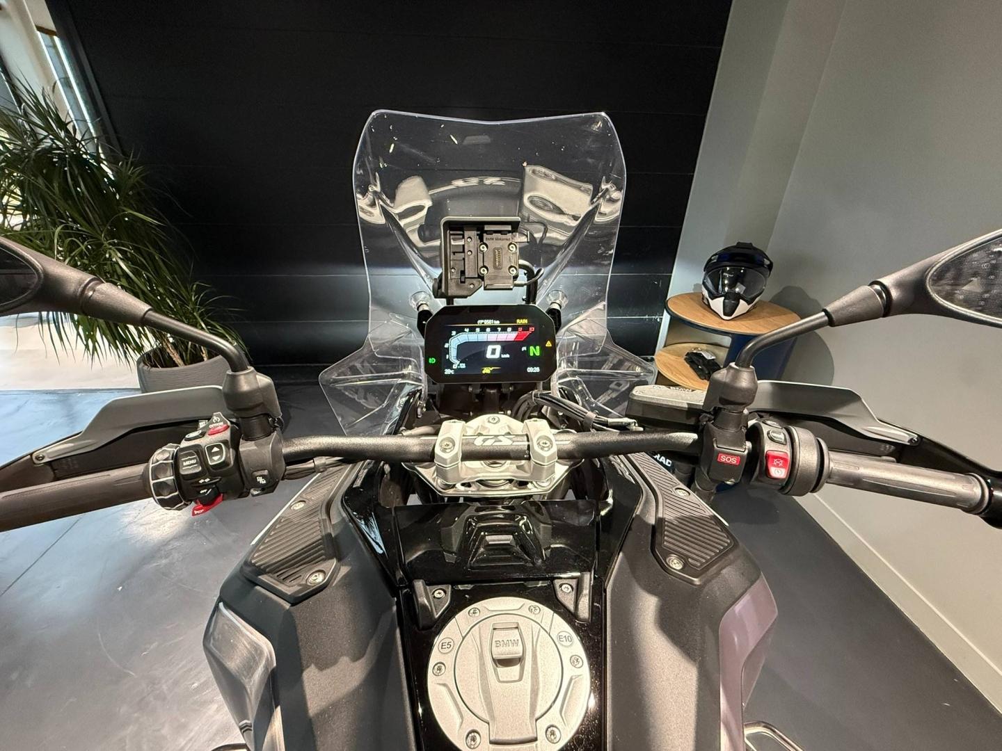 BMW R