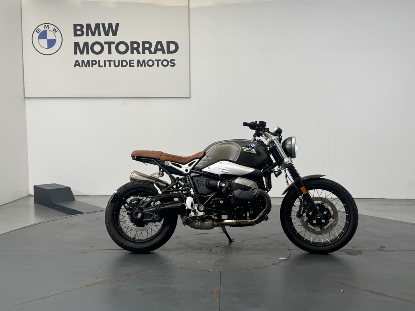 BMW R