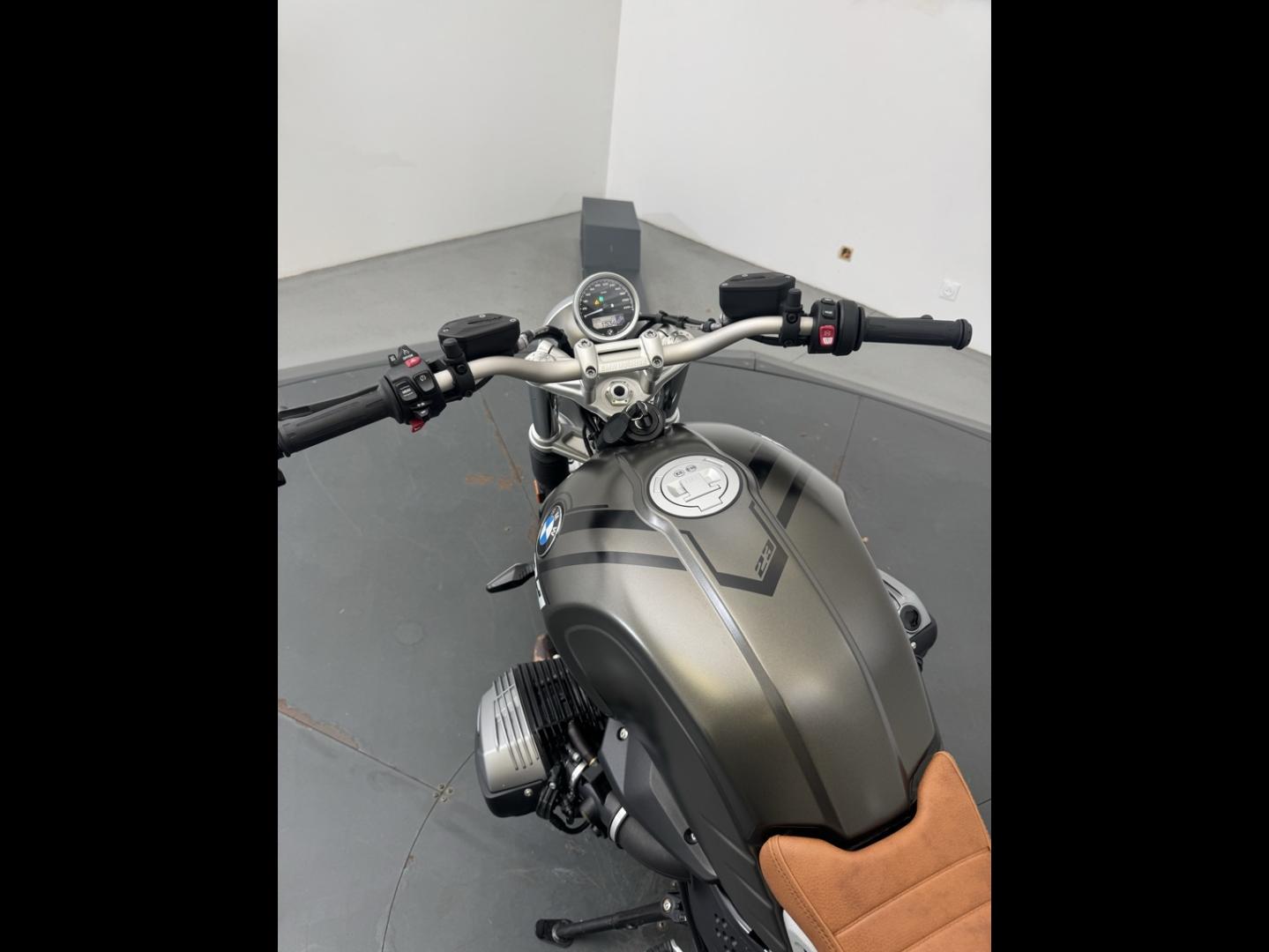 BMW R