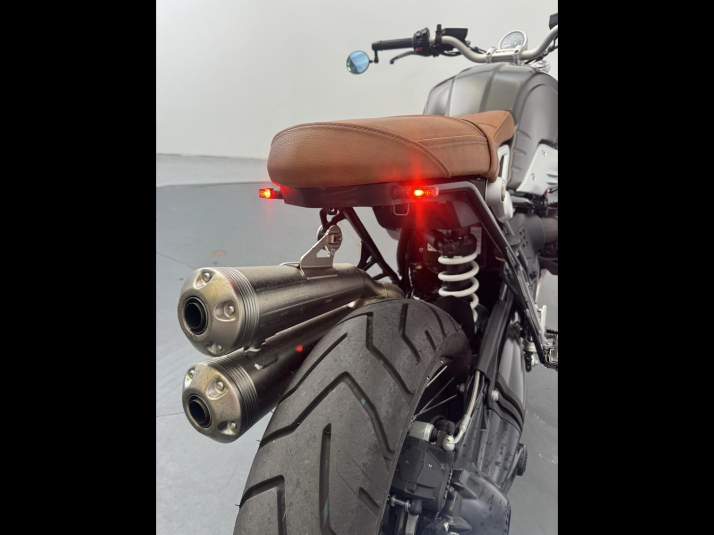 BMW R