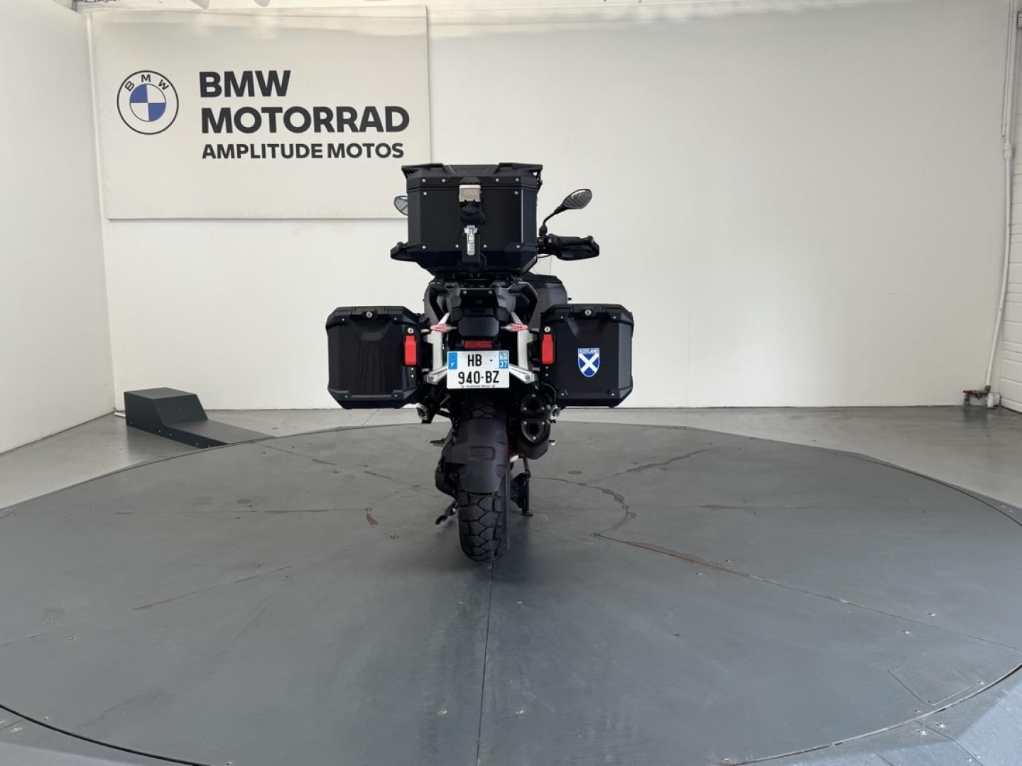 BMW R