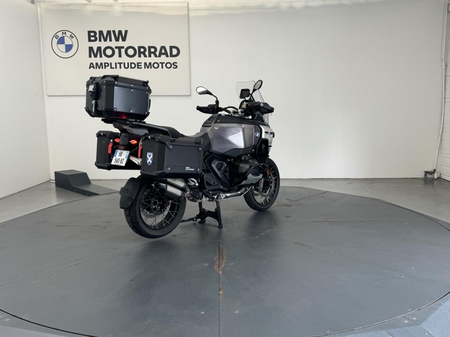 BMW R