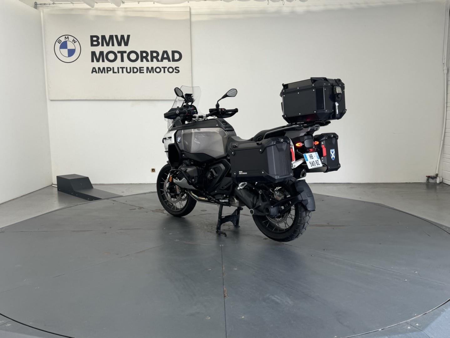 BMW R