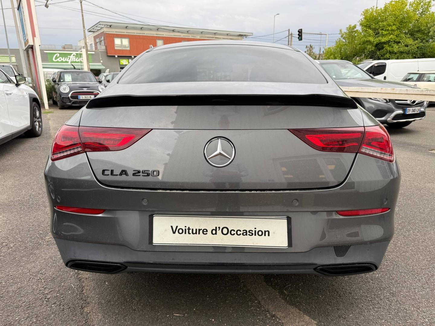 MERCEDES-BENZ CLA