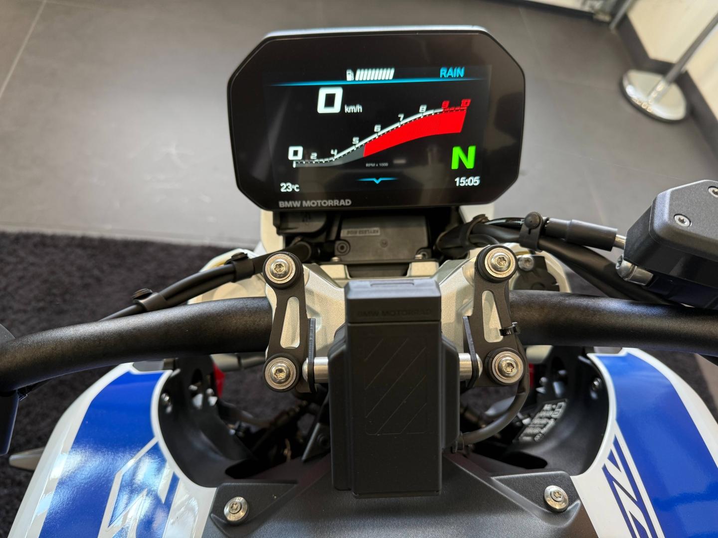 BMW R
