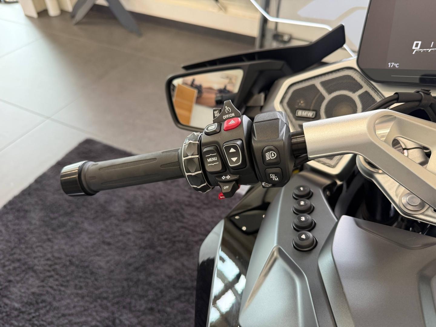 BMW R