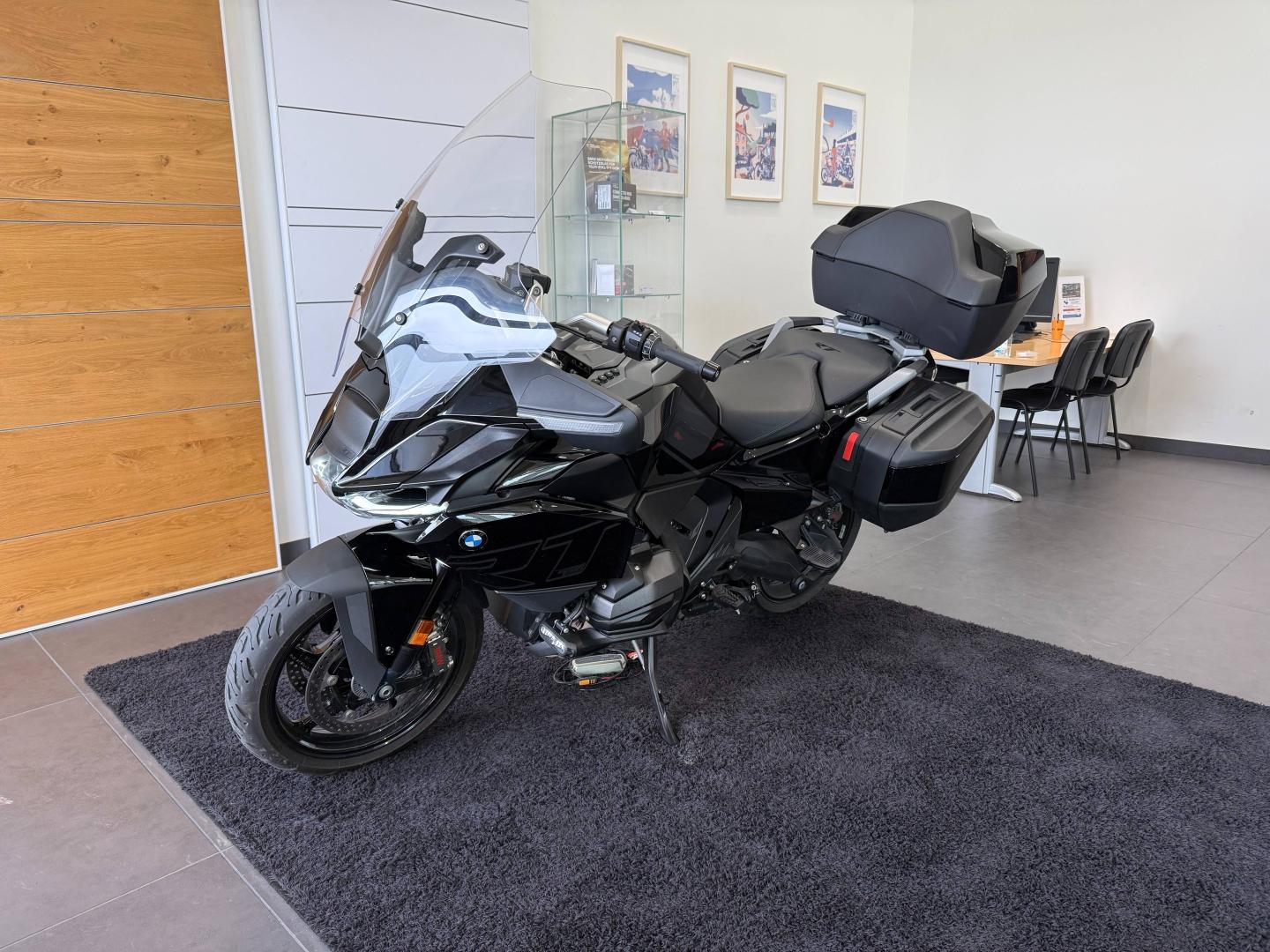 BMW R
