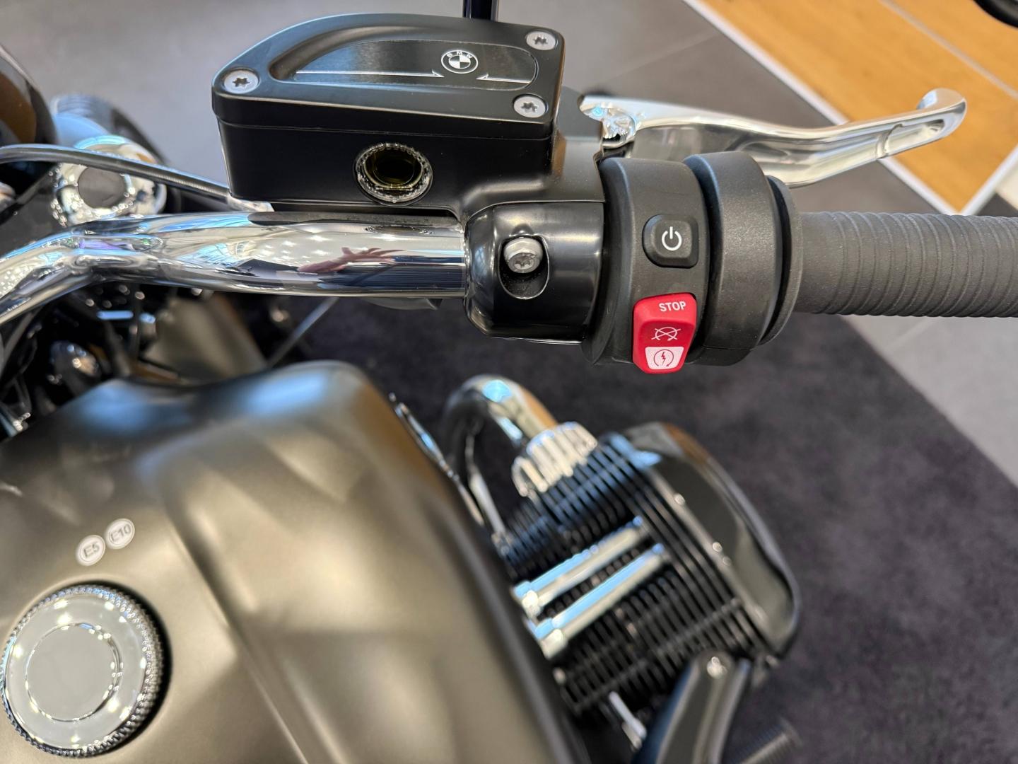 BMW R