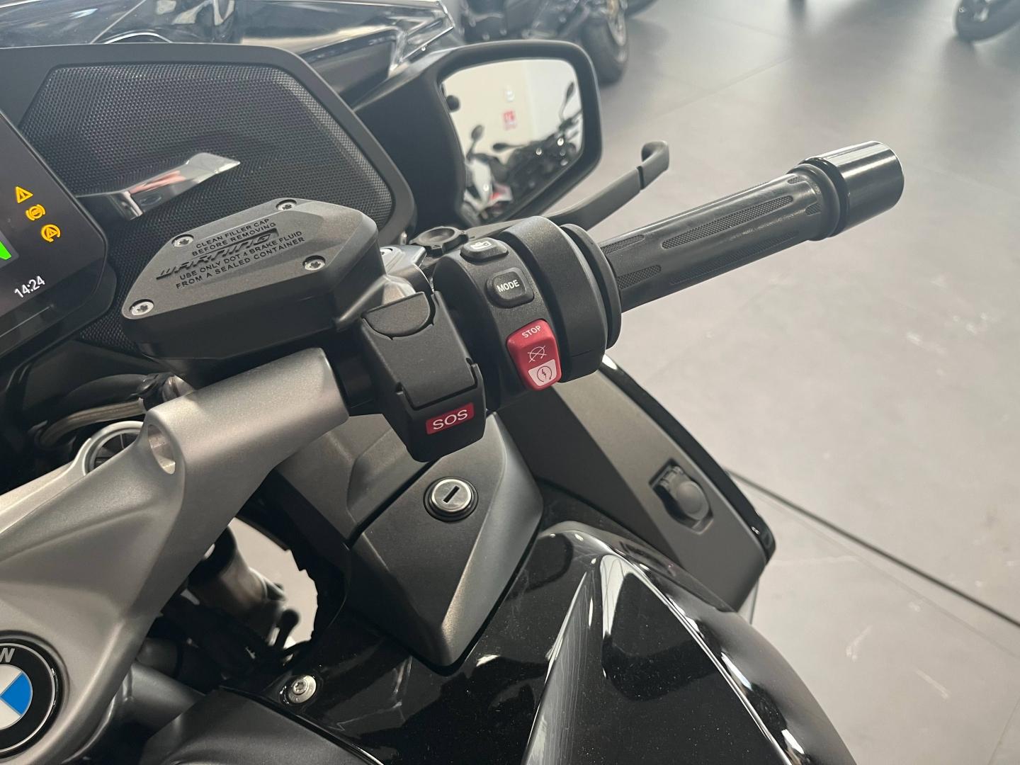 BMW R