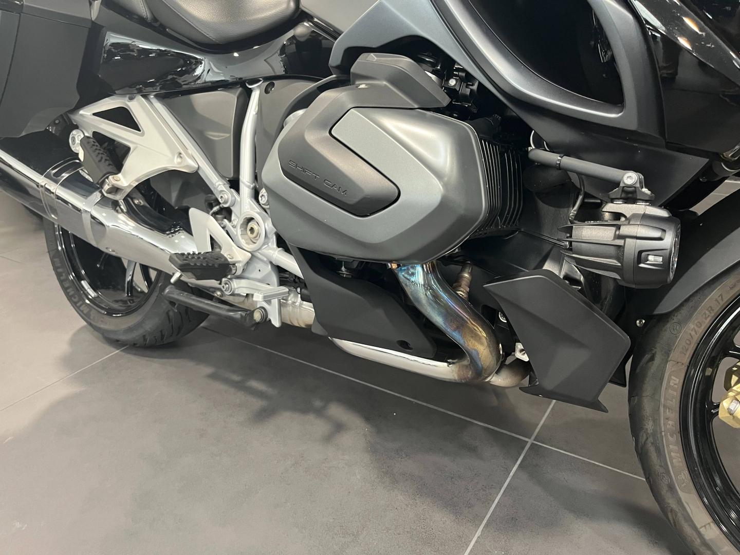 BMW R