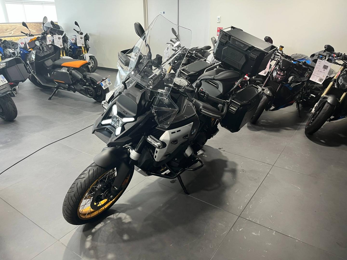BMW R