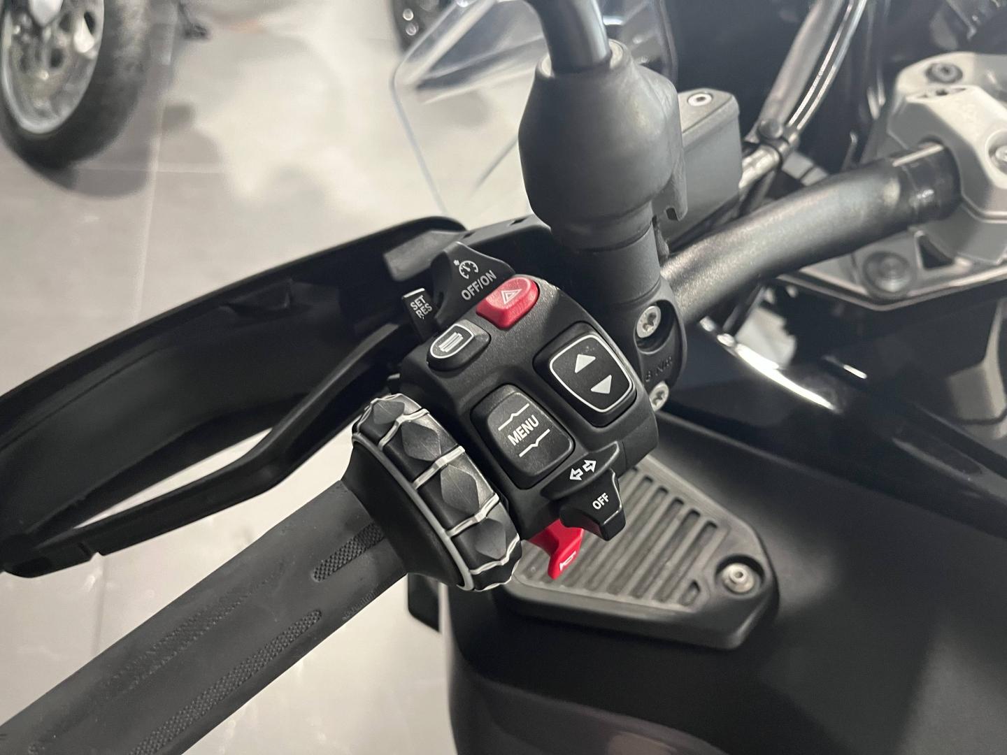 BMW R